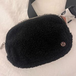 Brand new Lululemon belt bag. No tags but never used.